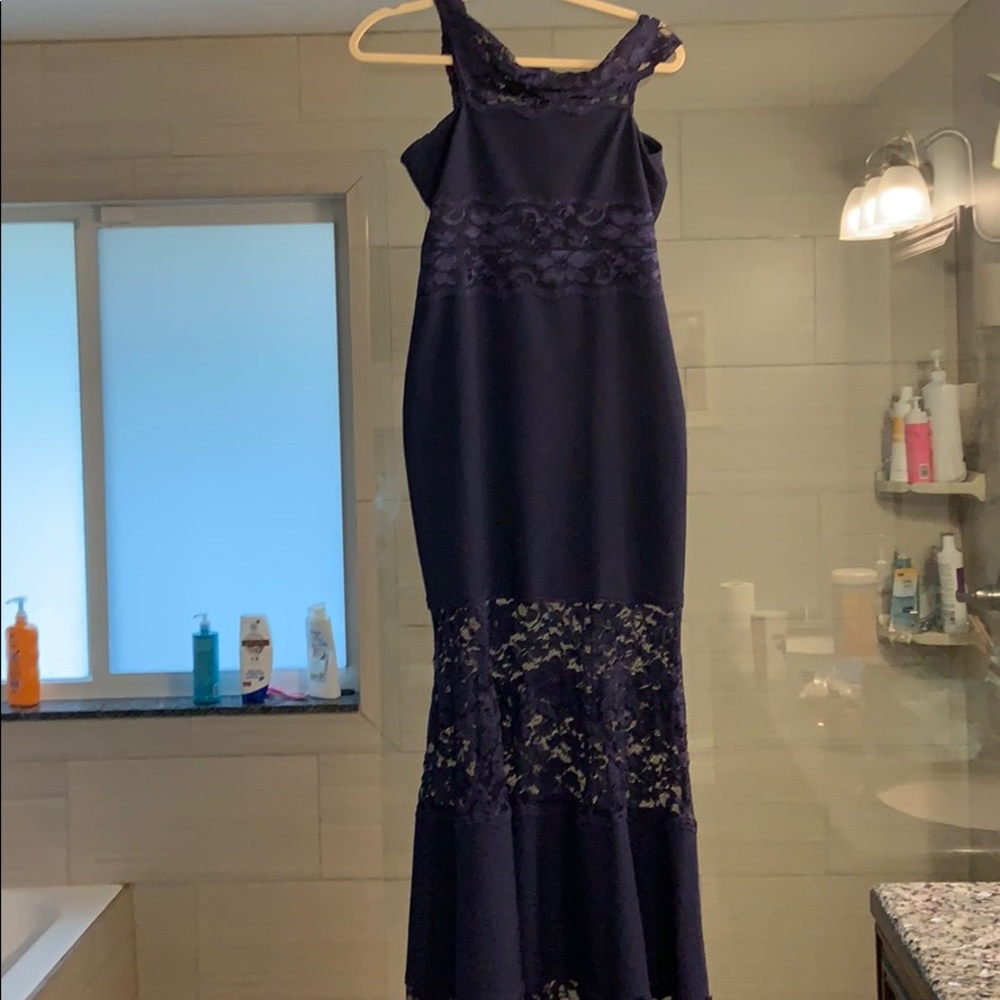 Badgley mishkah gown. Gorgeous navy blue.
